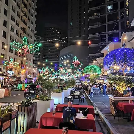 Big 2Br Near Burgos Circle,St Lukes -P Hamptons T1