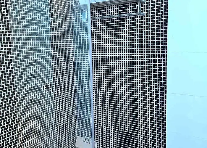 호텔 Big 2br Near Burgos Circle,st Lukes -p Hamptons T1